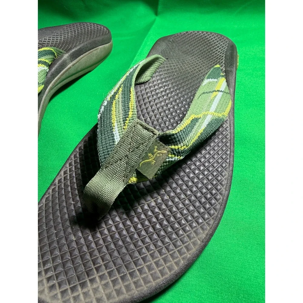 Chaco Ecotread Flip Flop Sandals Mens Green Yellow Patterned Straps Outdoor